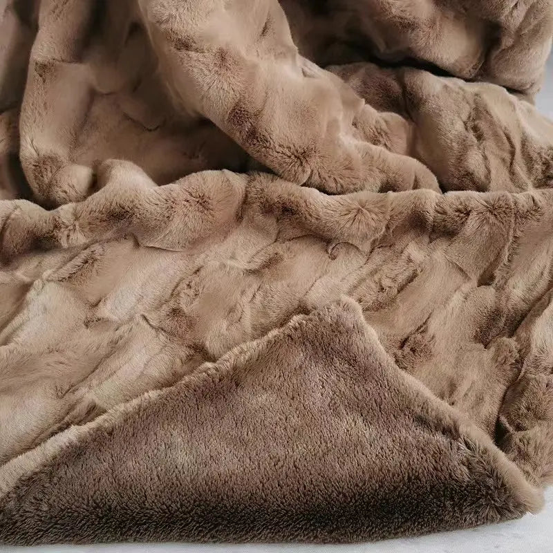 Faux fur throw blanket with double-layer Raschel knit