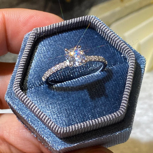Stylish Ring For Women With Zircon Stones In Sterling Silver 925 Hypoallergenic Fit