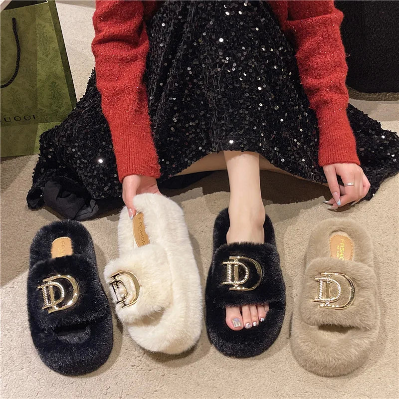 Women's Faux Fur Diamond Metal Buckle Thick-Soled Slippers — Plush Indoor Home Slippers