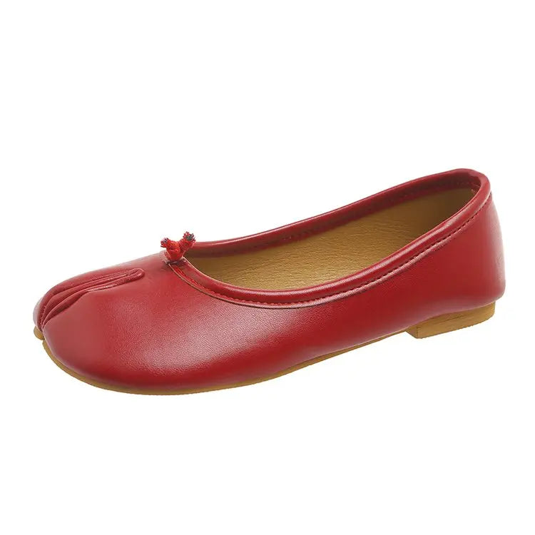 Women's split-toe tabi ballet flats with knot detail
