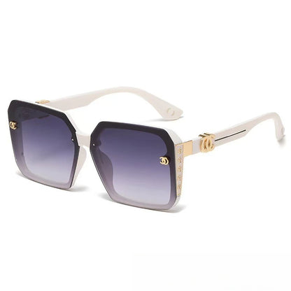 Lightweight Sunglasses With UV400 Protection For Women Resort Ready