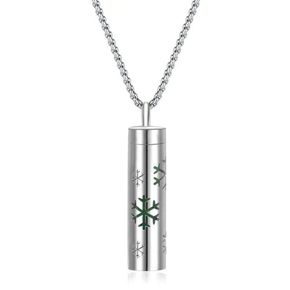 Aromatherapy diffuser necklace with geometric locket pendant
