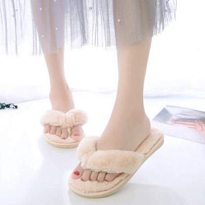 Luxe Studio Plush Faux Fur Slippers  | Merch Gone Viral.