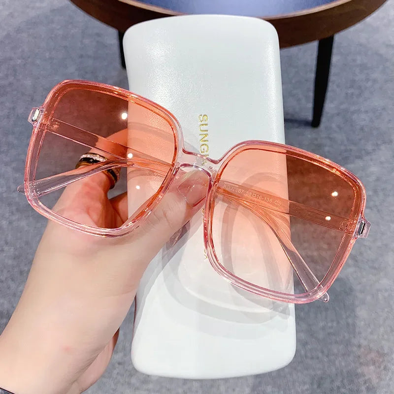 Oversized Sunglasses with Mirrored Gradient UV400 Lenses for Women