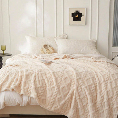 Coral fleece blanket with geometric jacquard pattern