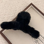 Faux Fur Hair Claw for Women Elegant Acrylic Crab Barrette Hairpin Girl-Hair Accessories Furry Headwear Hair Claw Clip