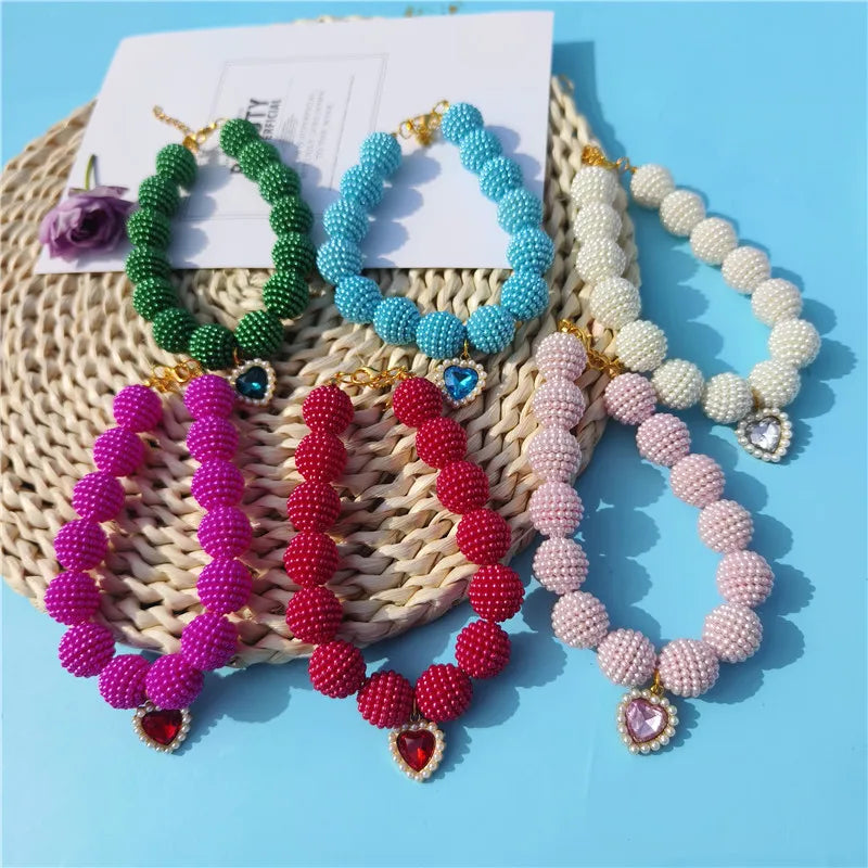 Heart-detail pet collar with pearl-style accents