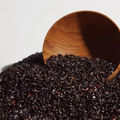 Hydrating Cream With Hyaluronic Acid And Black Rice For Even Tone