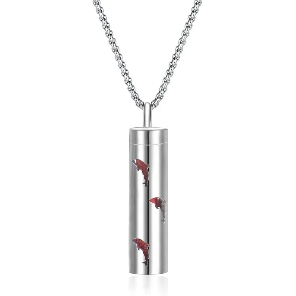 Aromatherapy diffuser necklace with geometric locket pendant
