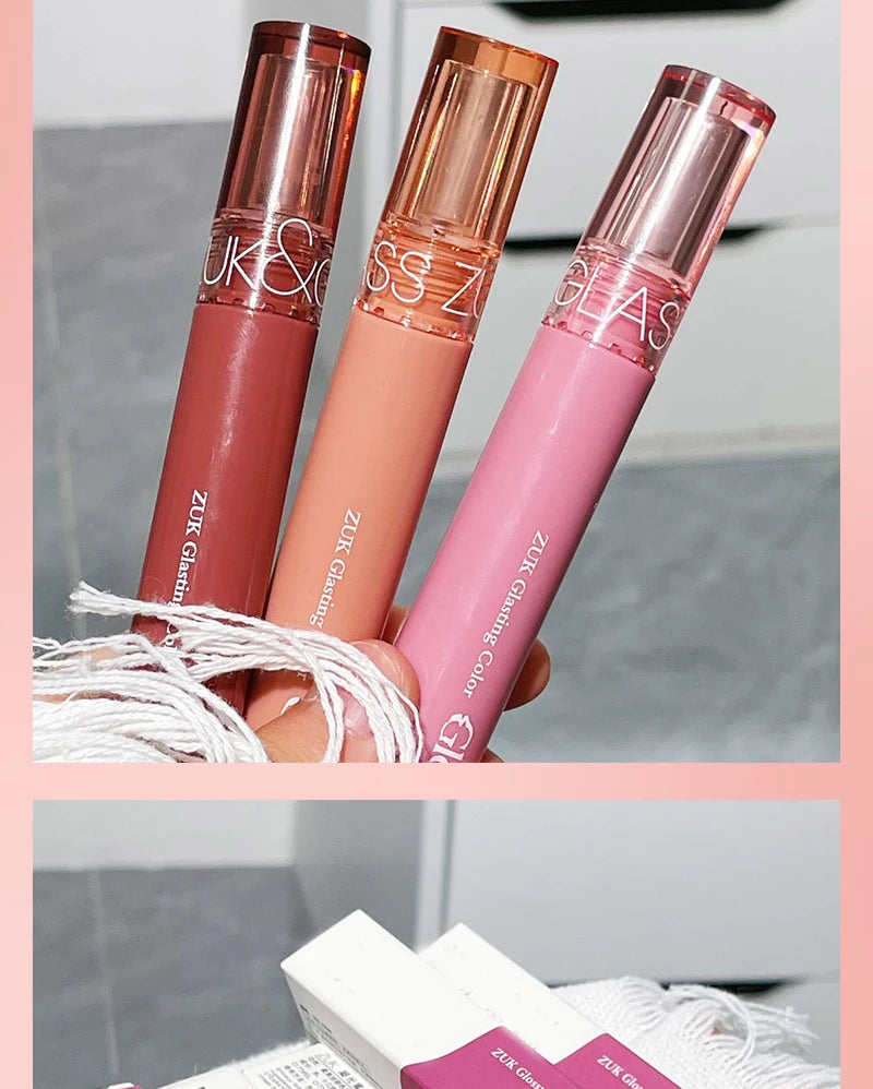 Hydrating Lip Gloss with Glassy Water Shine for Plump Lips