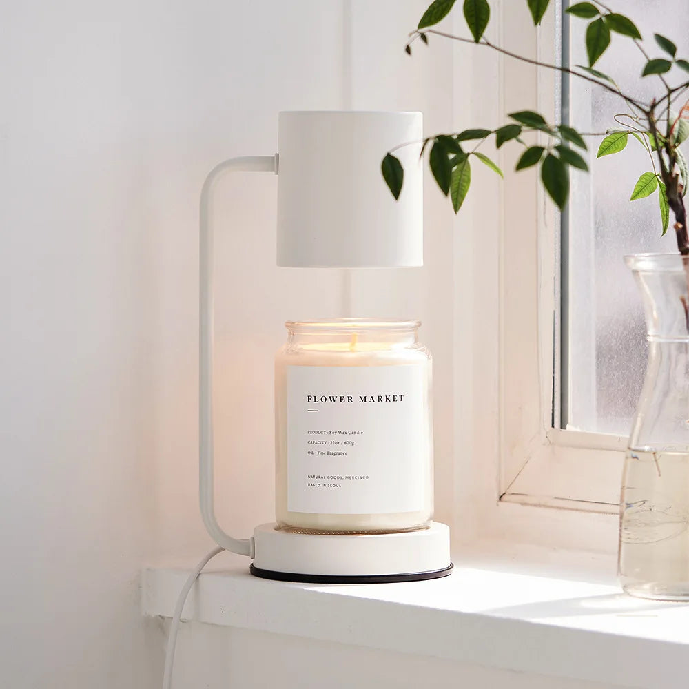 Wax-melting lamp with timer and dimmer