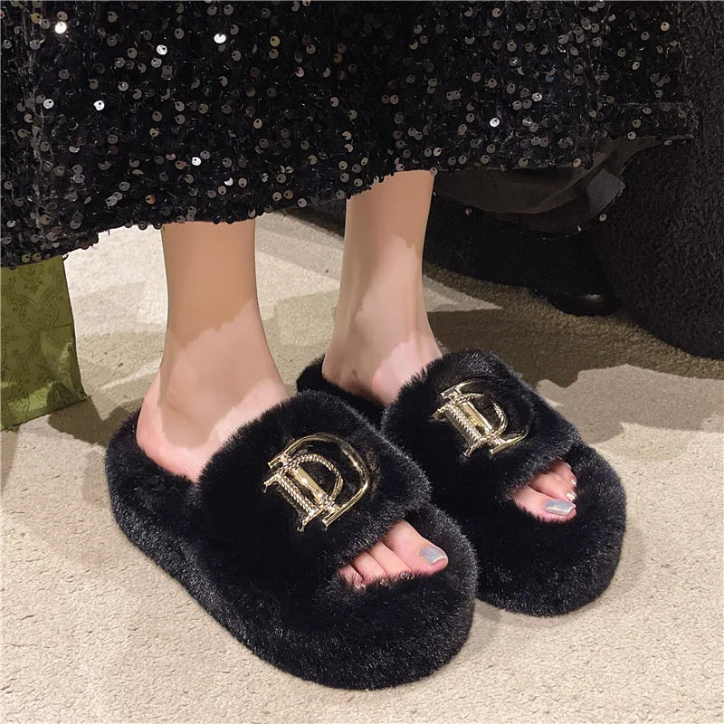 Women's Faux Fur Diamond Metal Buckle Thick-Soled Slippers — Plush Indoor Home Slippers