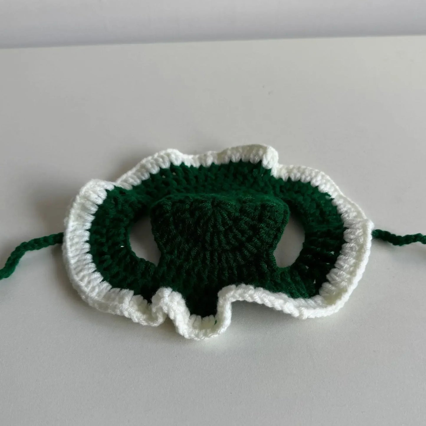 Soft Hat Hand-Crocheted with Elastic Fit for Cats Photo Prop