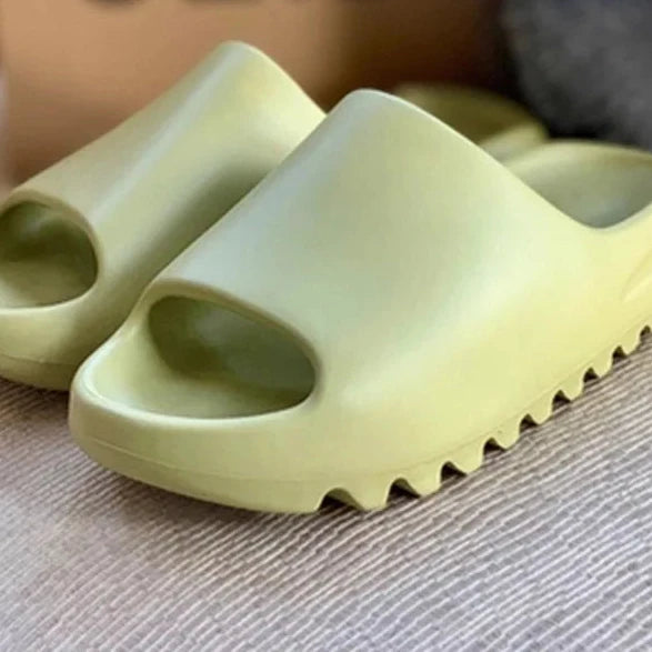 Men's thick-sole platform slides with cushioned footbed