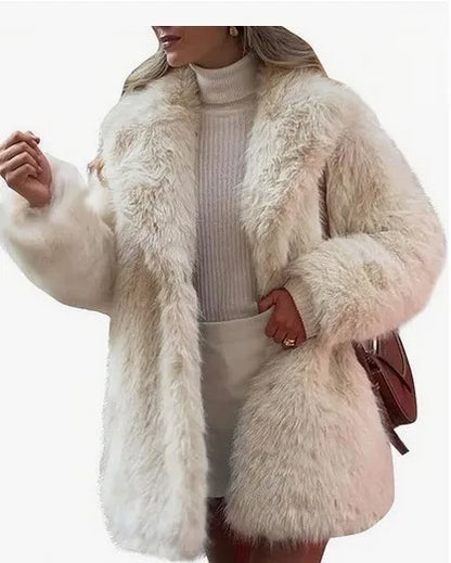Women's winter coat with a soft faux-fur collar