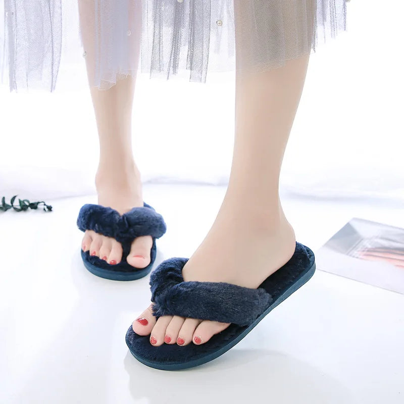 Luxe Studio Plush Faux Fur Slippers  | Merch Gone Viral.