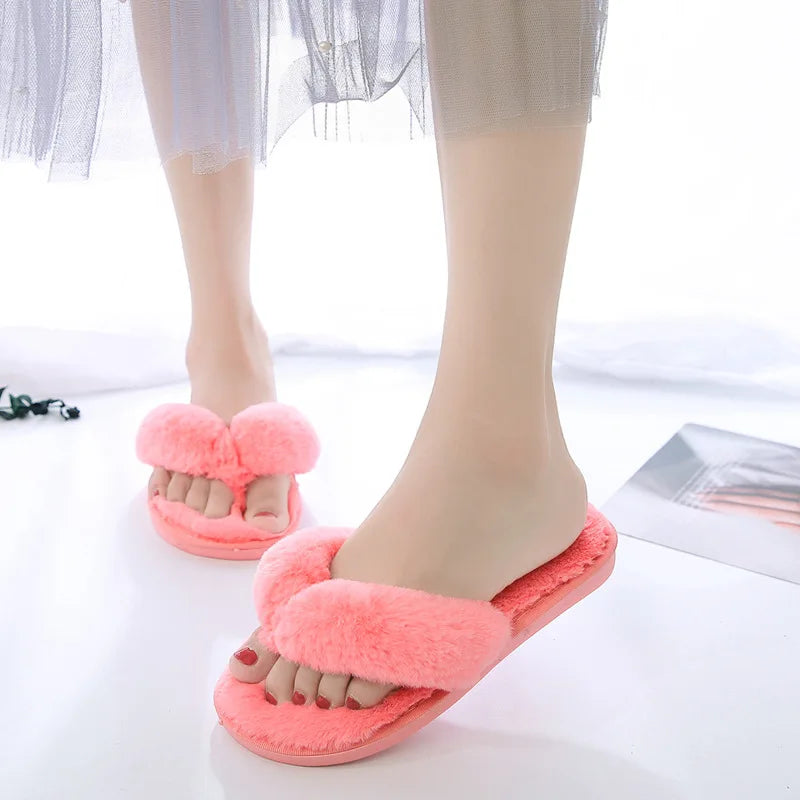 Luxe Studio Plush Faux Fur Slippers  | Merch Gone Viral.