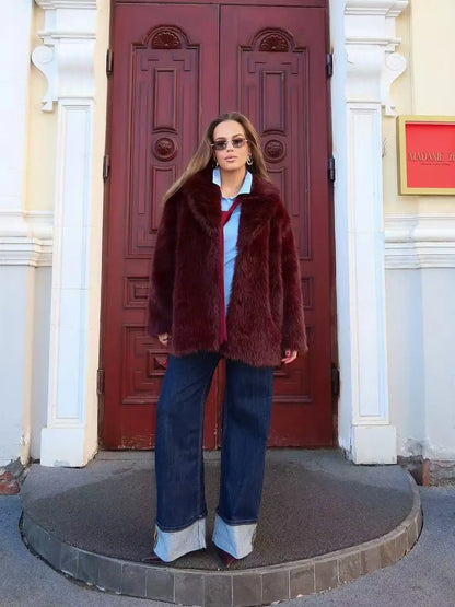 Women's winter coat with a soft faux-fur collar