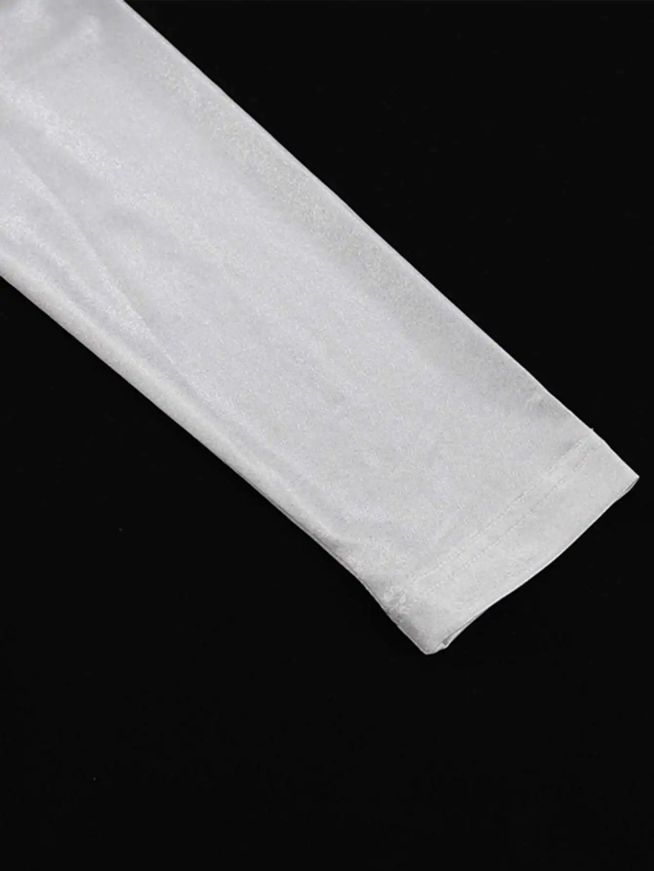 Classic Dress White Maxi Knit Silhouette for Sculpting Evening Wear