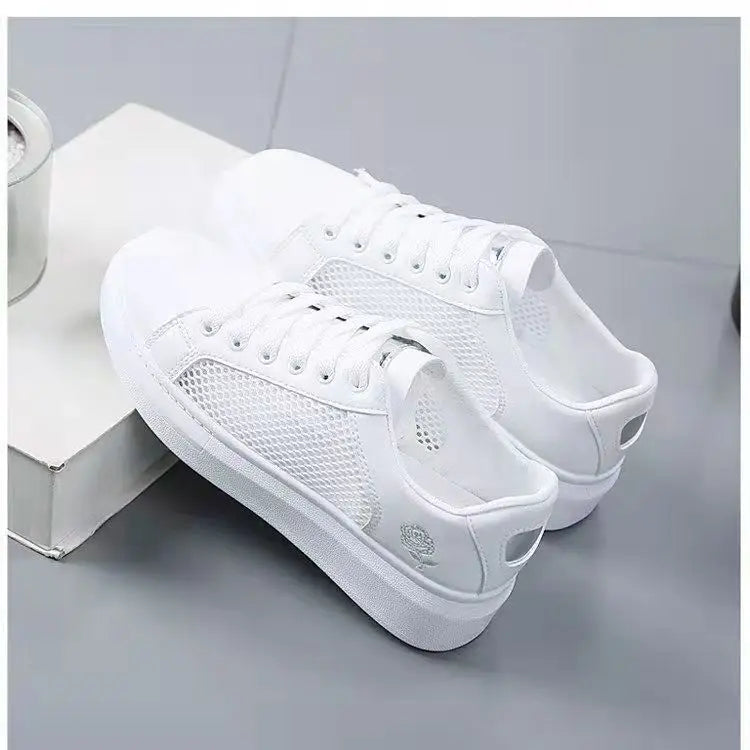 New 2026 Designer Shoes Women Running Spring Autumn Fashion White Breathable Embroidered Flower Lace-Up Casual Sneakers Zapatos De Mujer