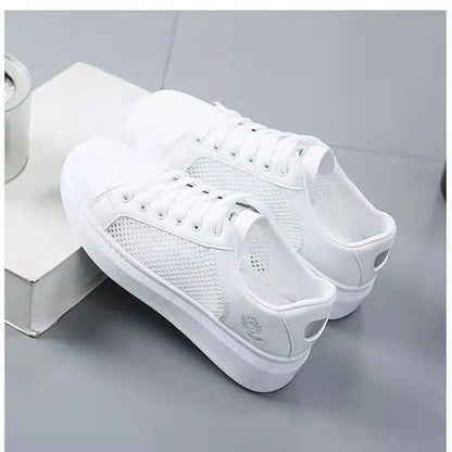 New 2026 Designer Shoes Women Running Spring Autumn Fashion White Breathable Embroidered Flower Lace-Up Casual Sneakers Zapatos De Mujer