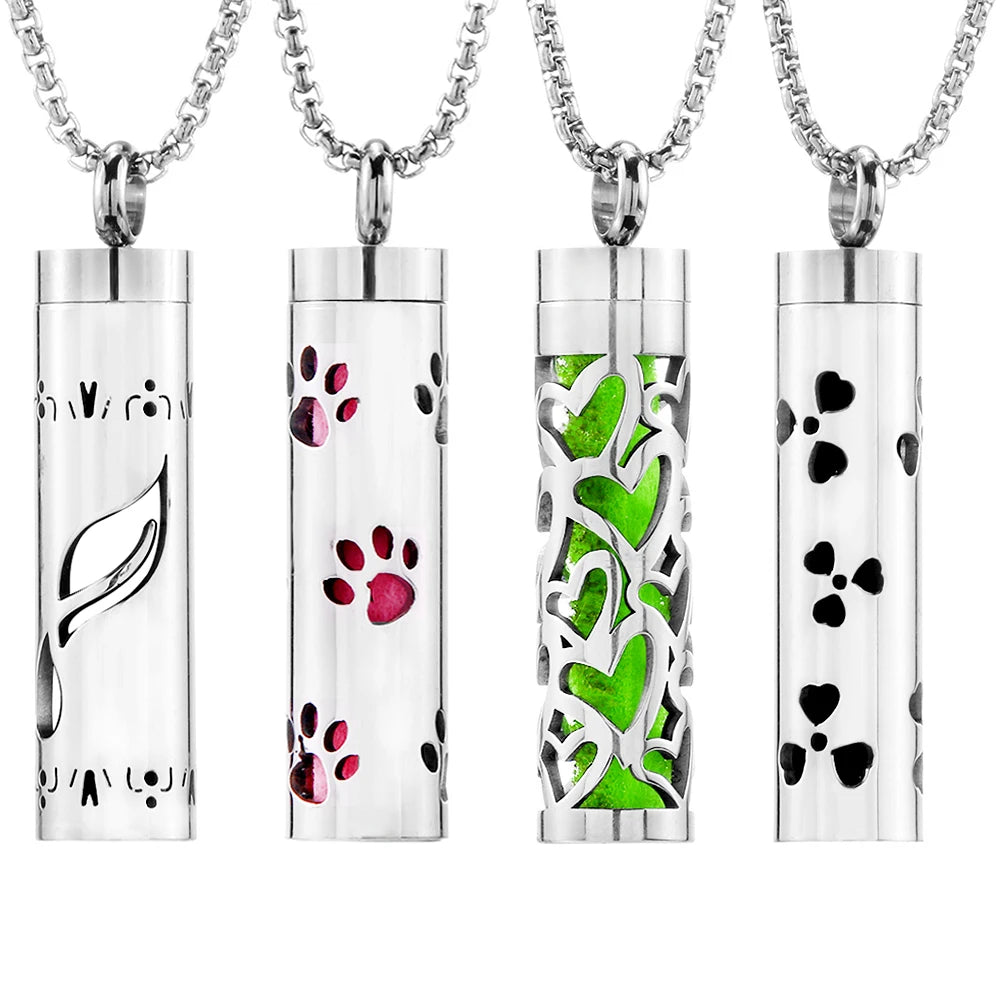 Aromatherapy diffuser necklace with geometric locket pendant