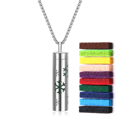 Aromatherapy diffuser necklace with geometric locket pendant