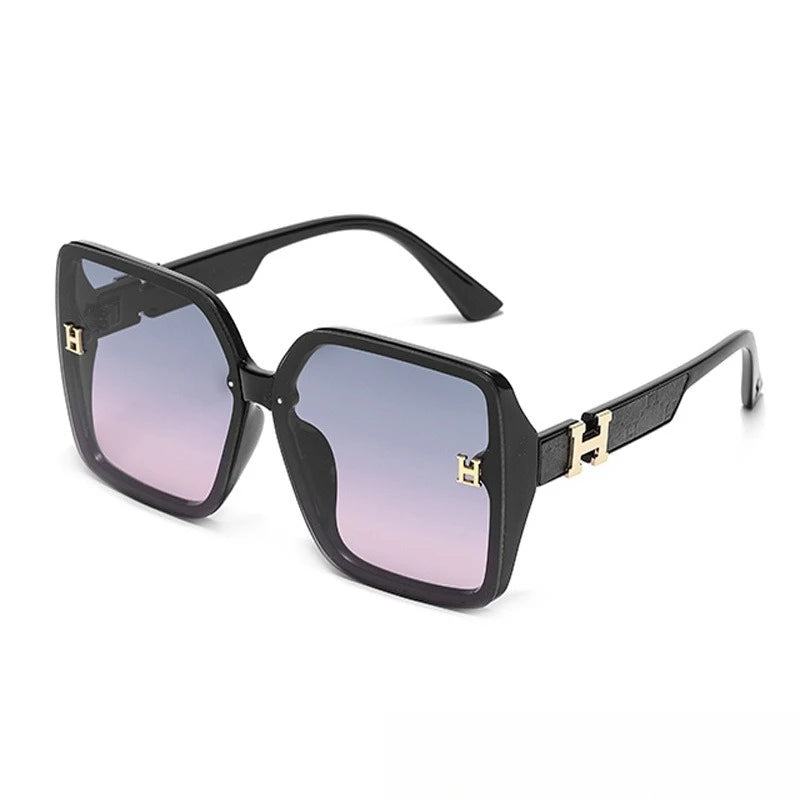 Lightweight Sunglasses With UV400 Protection For Women Resort Ready