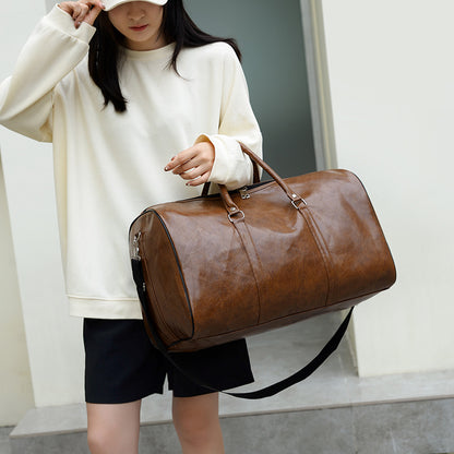Polyurethane Leather Gym Bag with Soft Touch Finish and Structured Silhouette for Workouts and Travel