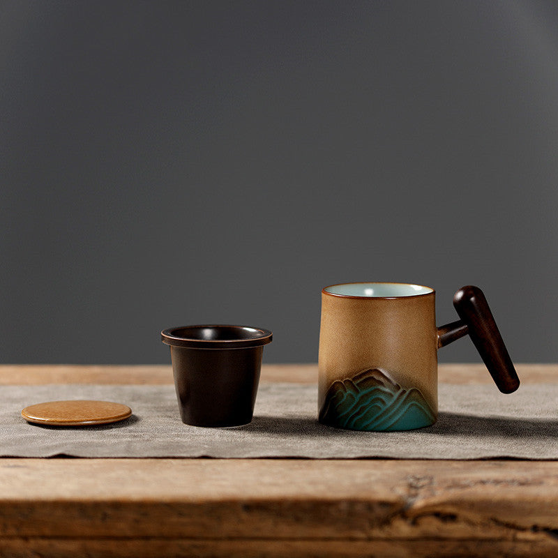Compact Porcelain Tea Cup 260ml with Built-In Separator for Office Use
