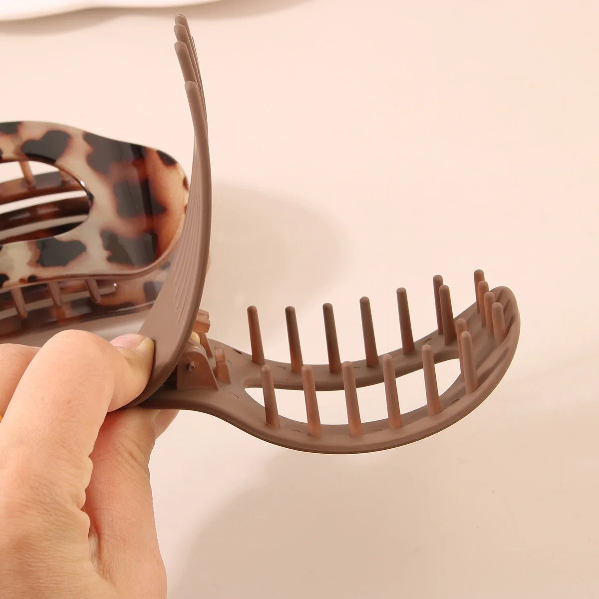 Geometric Hair Claw Clip Designer Elegant Hold Accessory - merch gone viral.