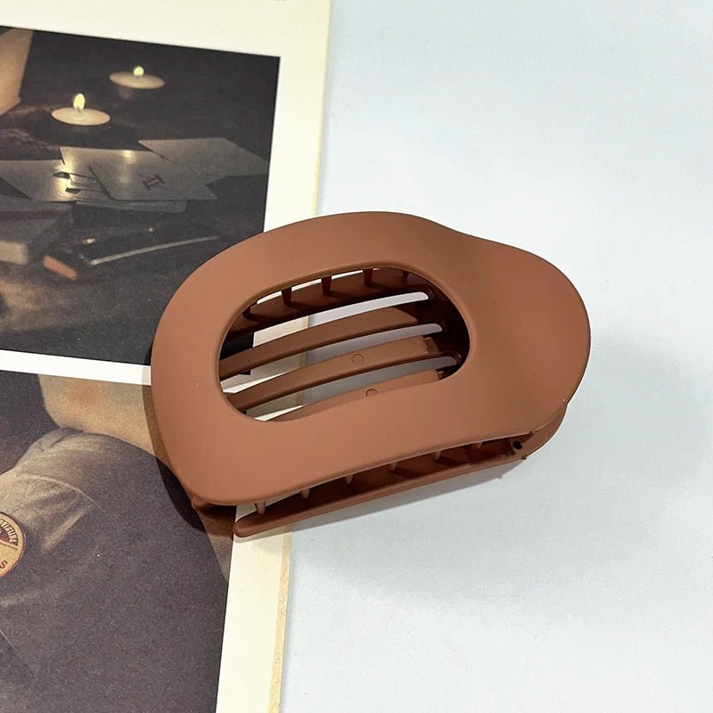 Geometric Hair Claw Clip Designer Elegant Hold Accessory - merch gone viral.