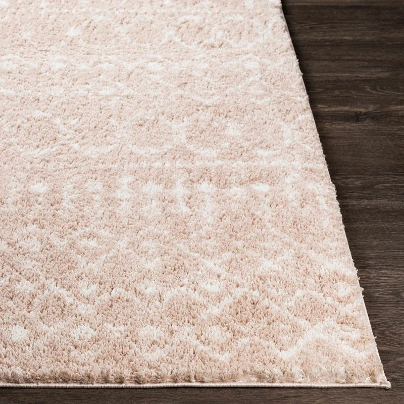 Close-up of shaggy pile and pattern detail, alternate view.