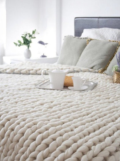 Nordic Thick Wool Hand - woven Blanket - merch gone viral.